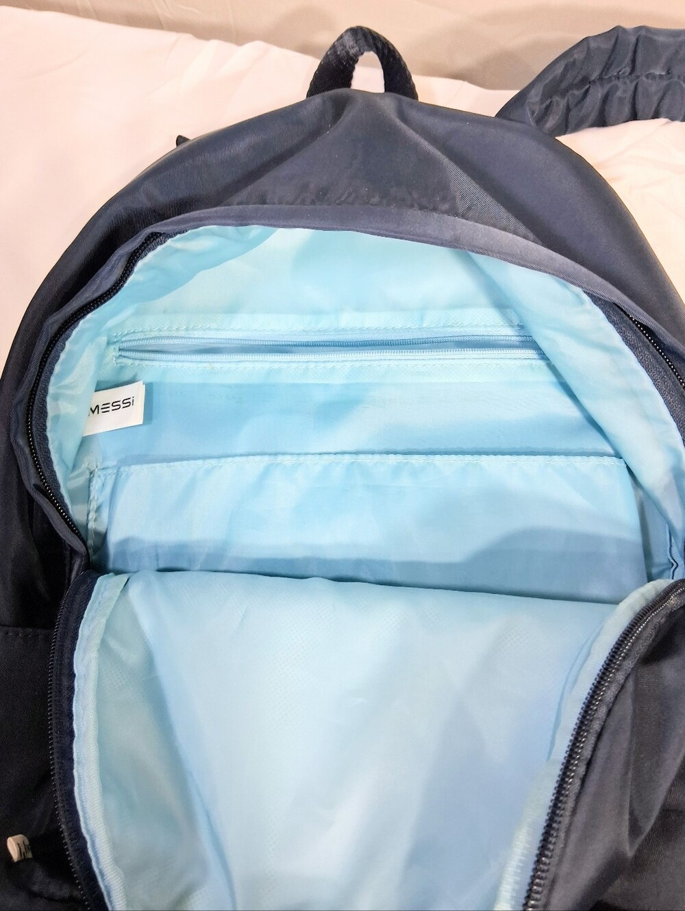 "Messi" Soccer Fever #10 Kids Navy/Light Blue Int. 5 Pocket Backpack/Knapsack - Picture 6 of 12